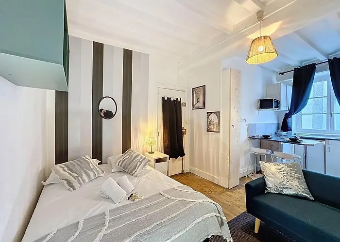 My Home Auguste Comte 1